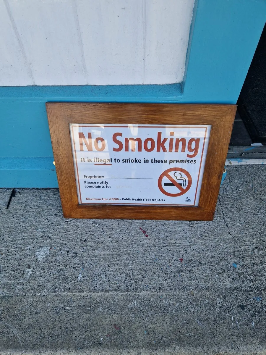Guinness Pub No Smoking Sign - Image 2