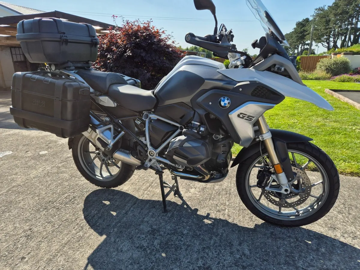 BMW R1250GS - Image 1