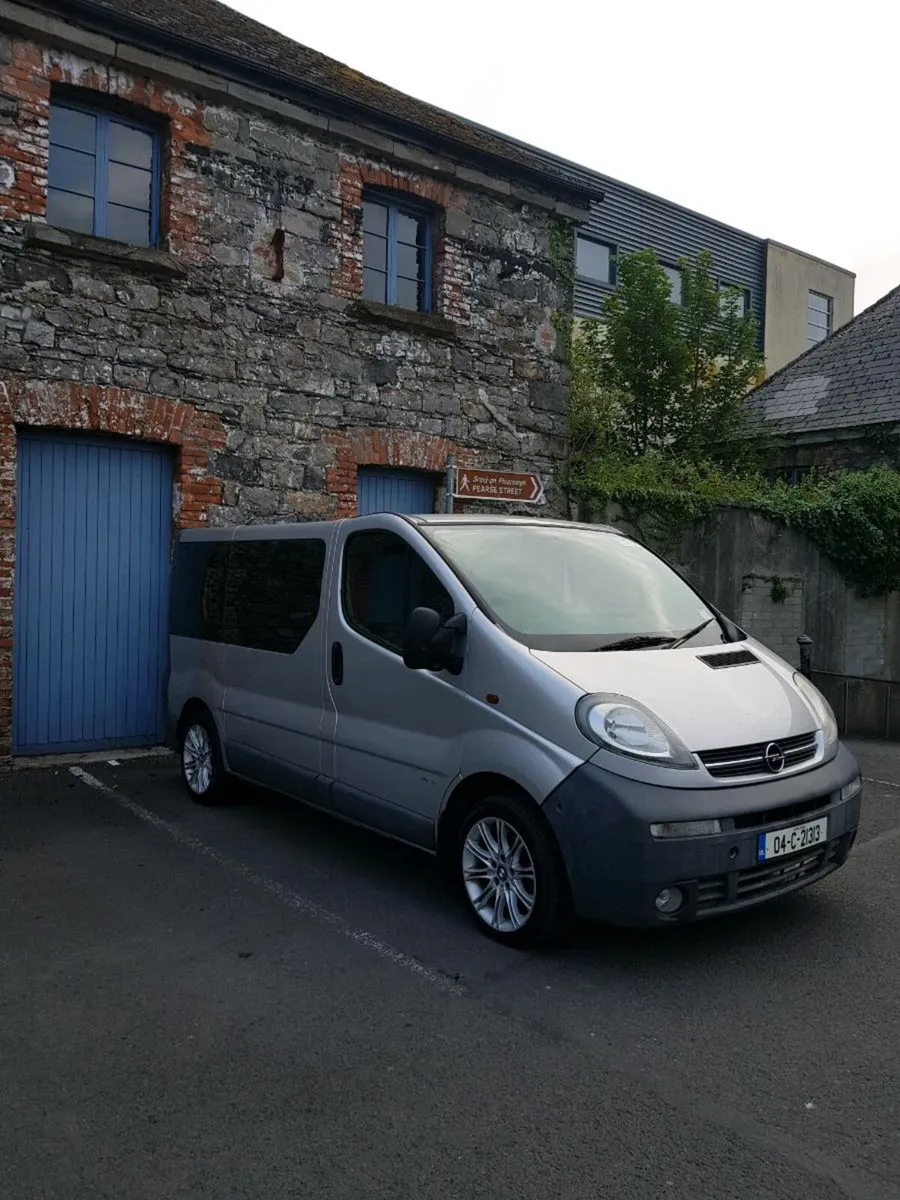 Opel Vivaro Campervan - Image 2