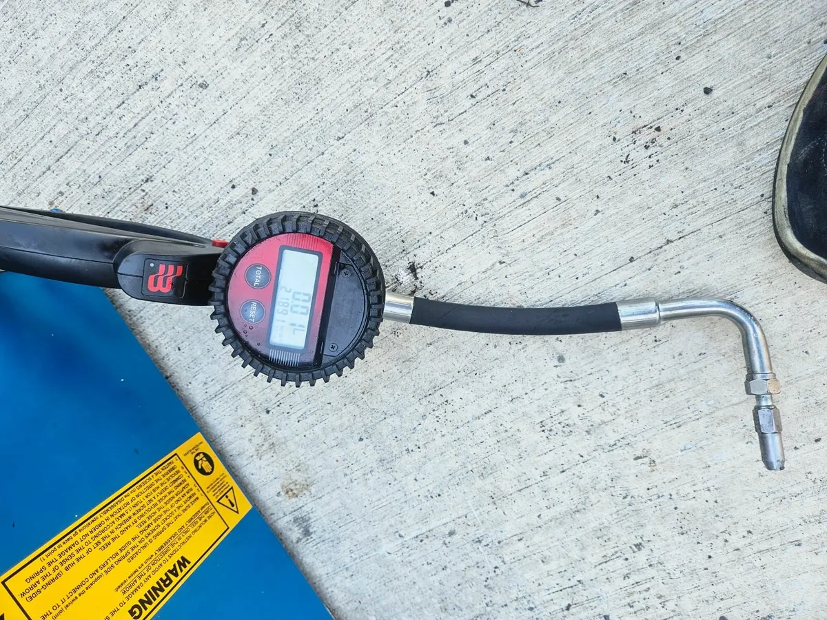 OIL REEL / METER - Image 3