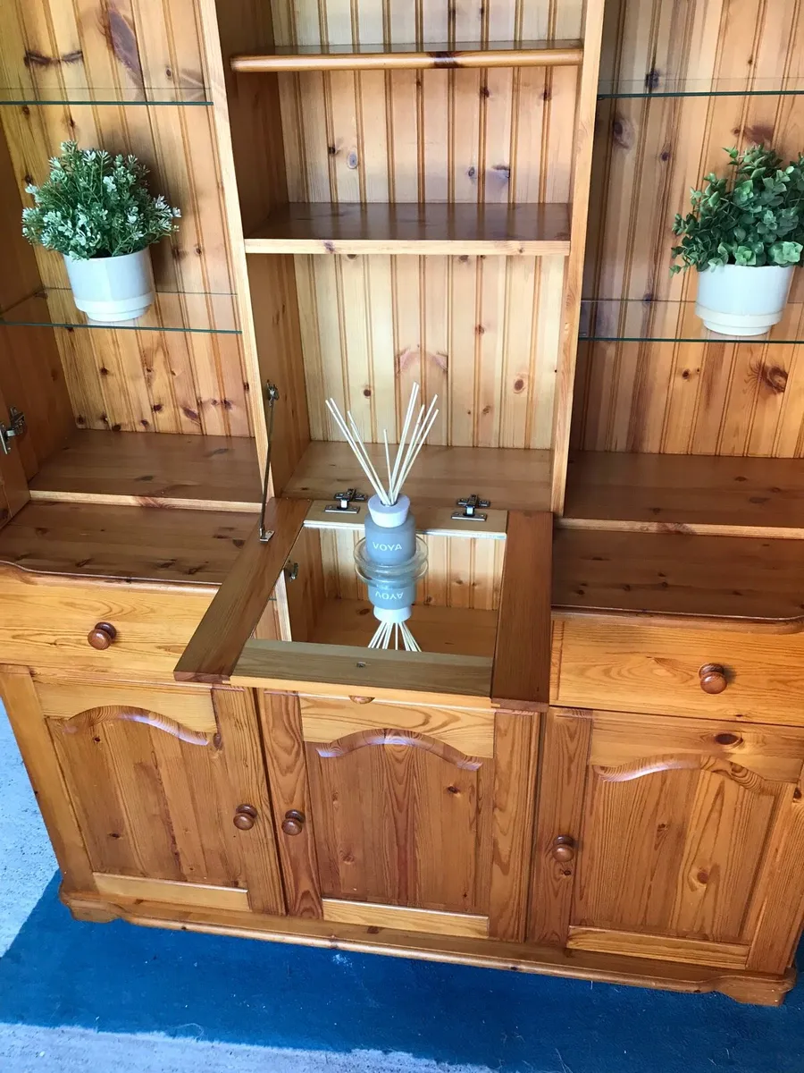 Stylish solid pine dresser - Image 4