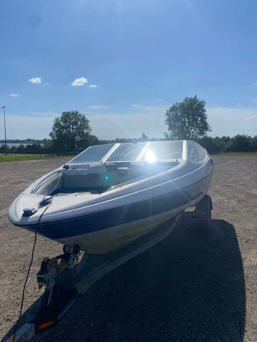 Boat - bayliner capri - Image 2