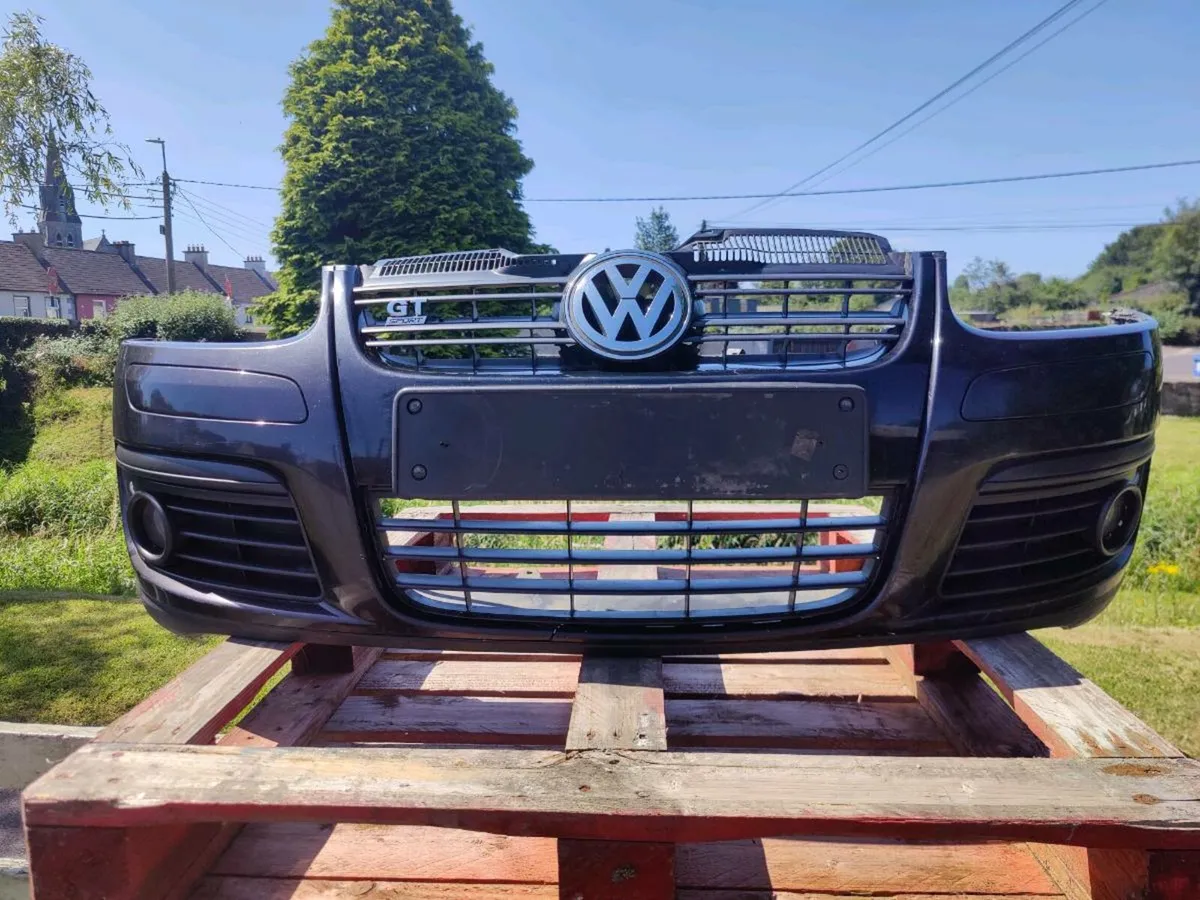 VW GOLF MK5 GT FRONT BUMPER - Image 1