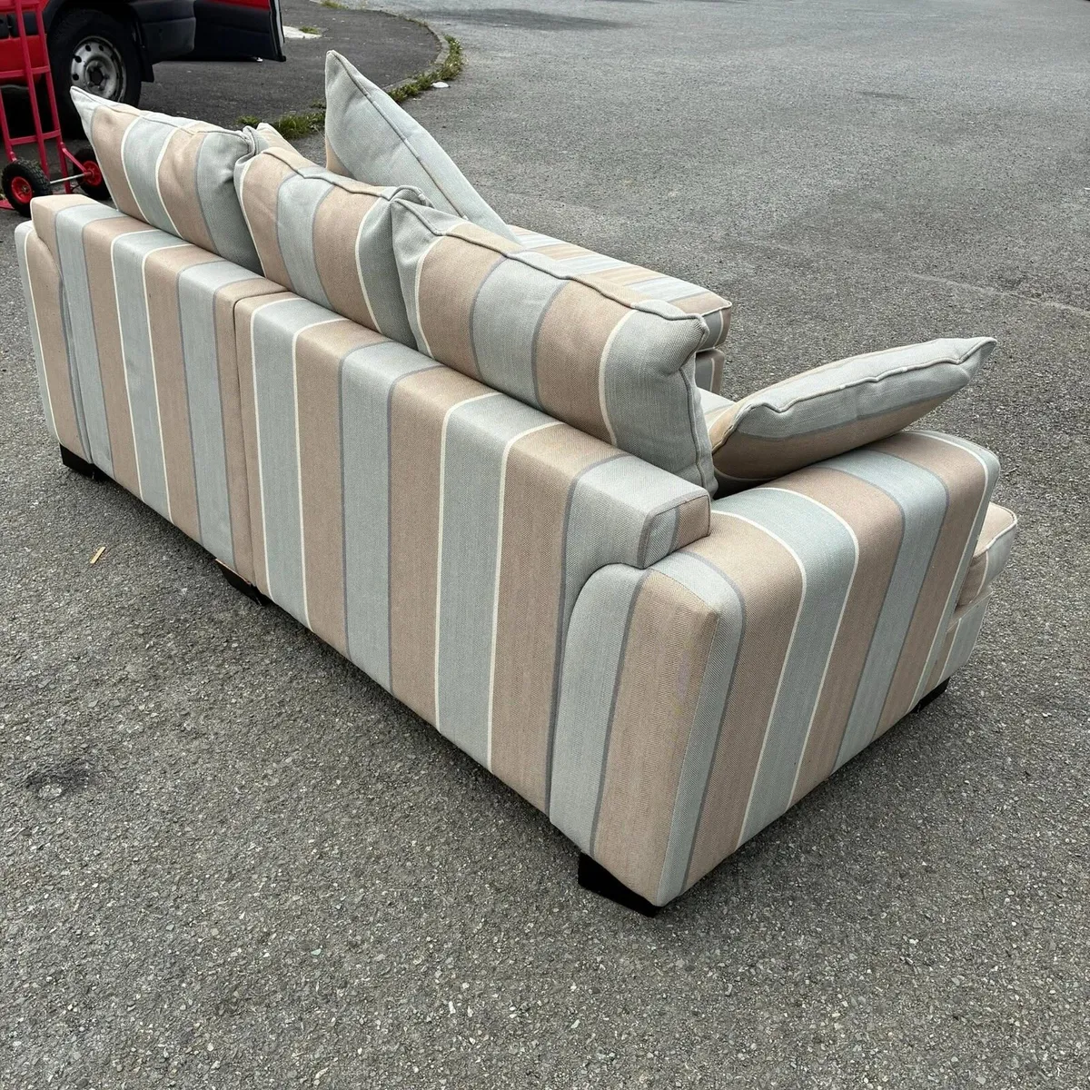 Excellent Condition L Couch - Image 4