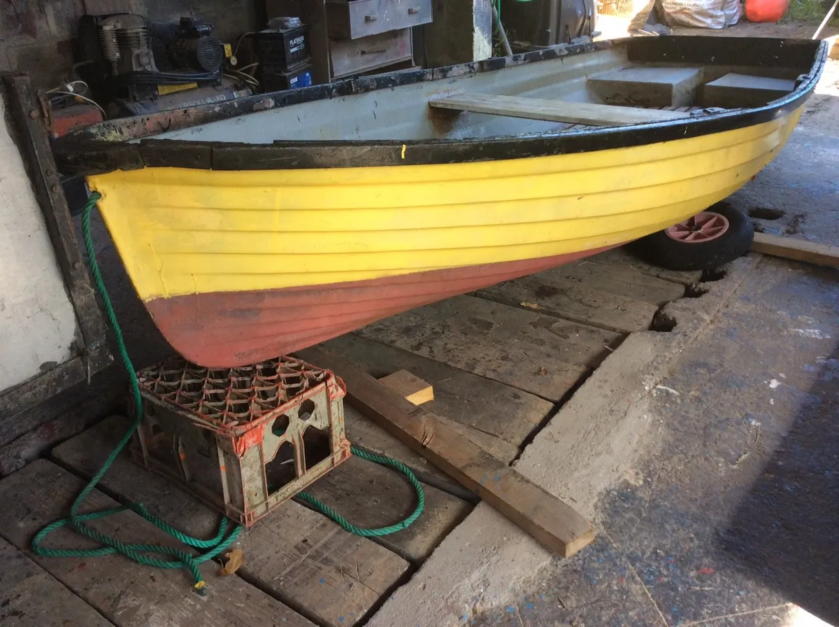13ft GRP punt - Image 1