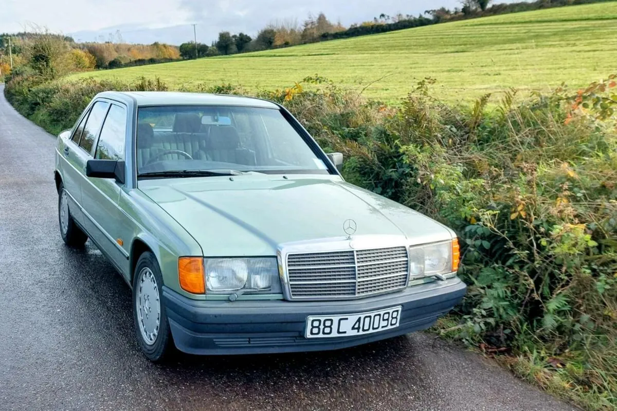 Mercedes - Image 1
