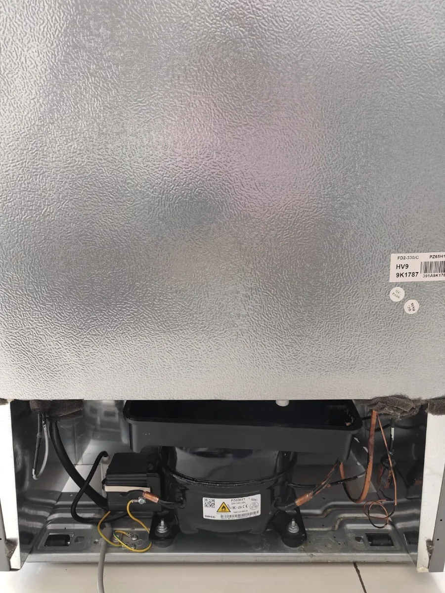 Refrigerator / Fridge Freezer - Image 3