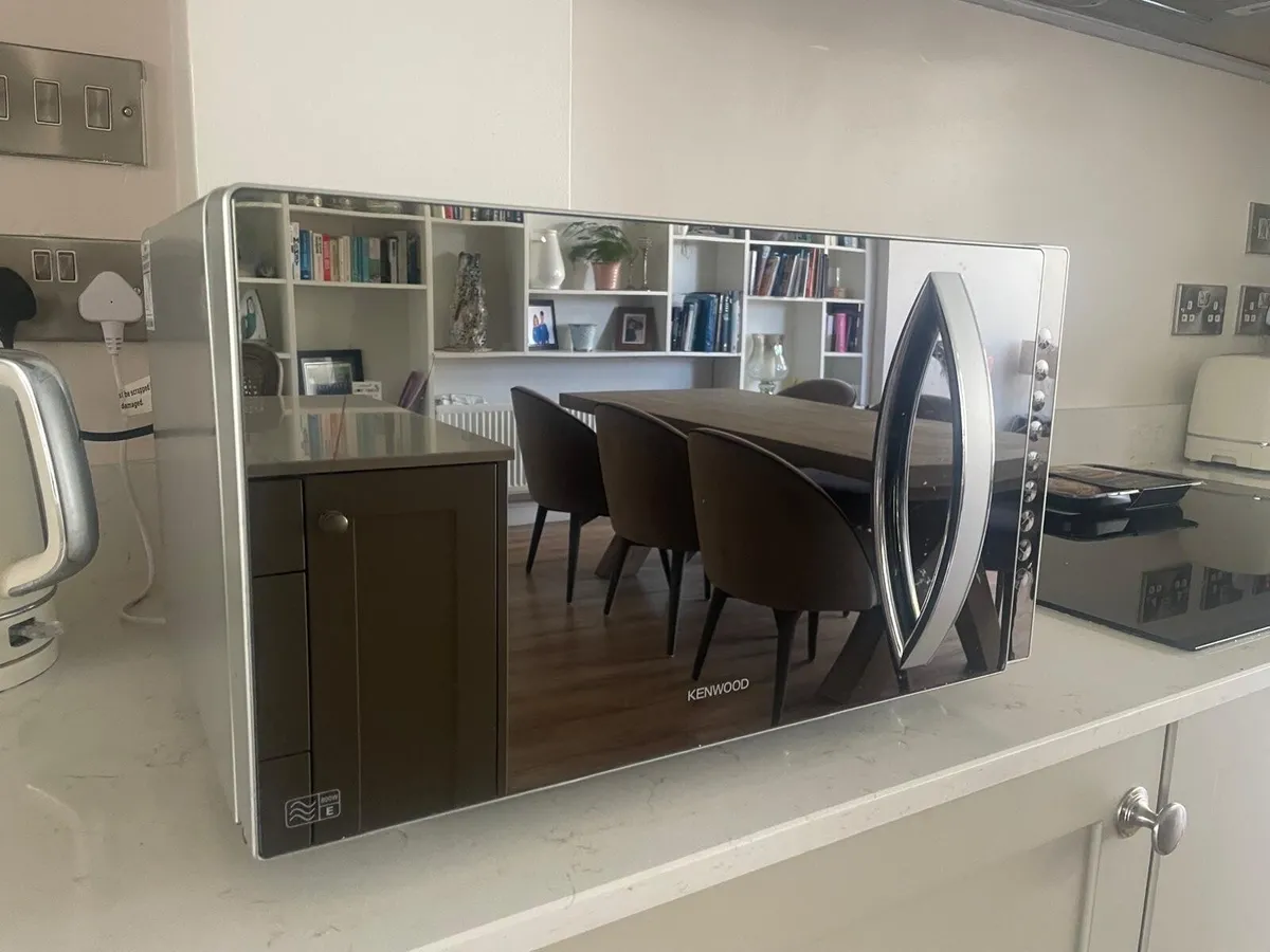 Microwave - Image 1