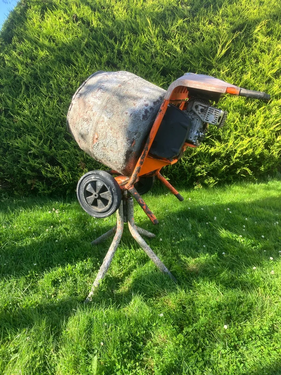 BELLE PETROL CEMENT MIXER - Image 4