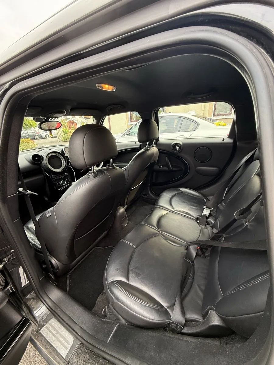 Mini Cooper D Countryman - Image 2