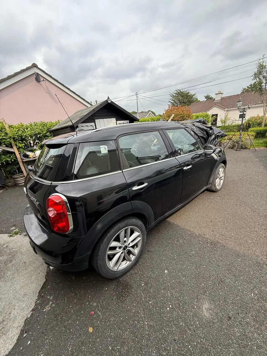 Mini Cooper D Countryman - Image 3
