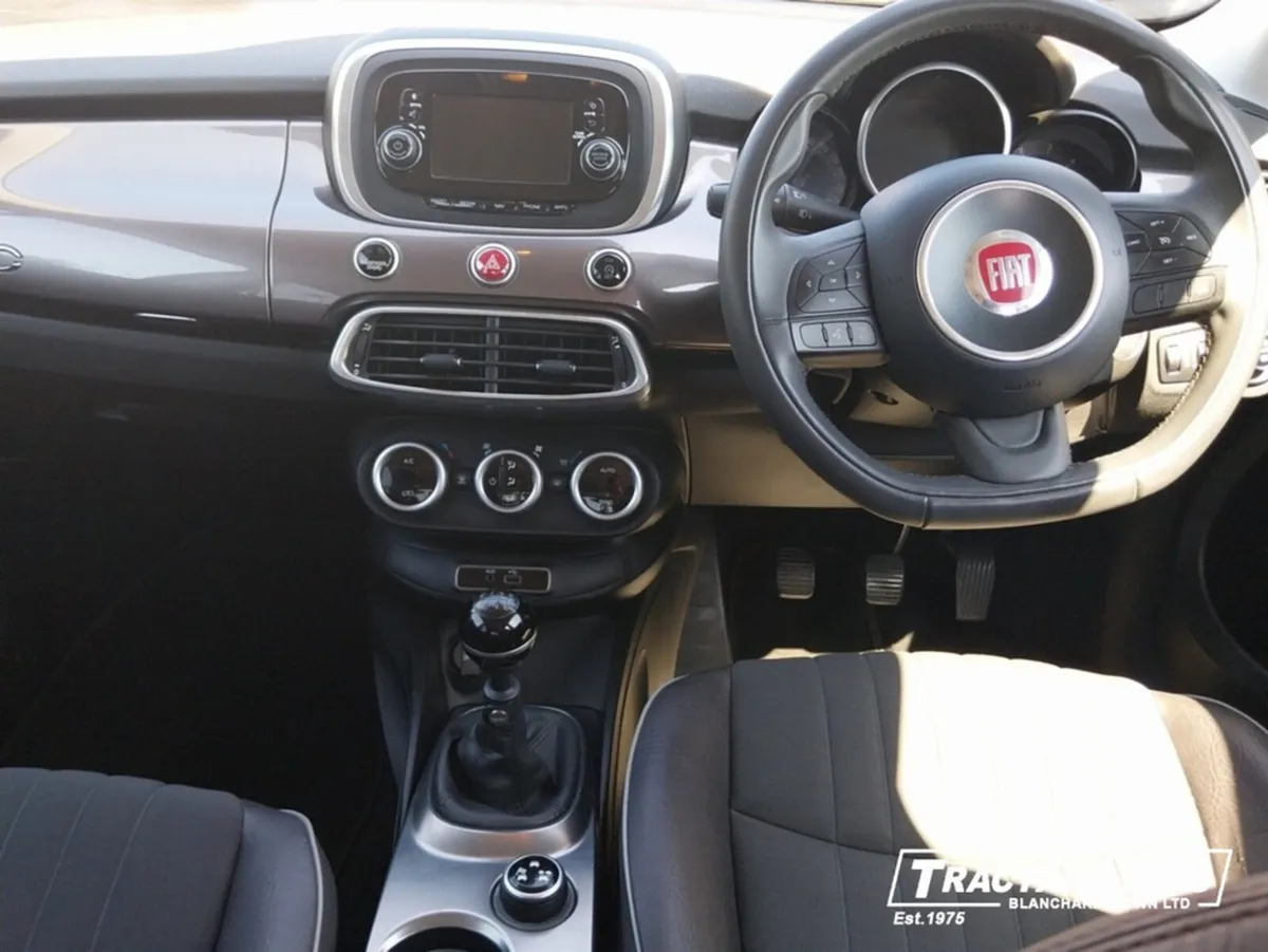 Fiat 500X LOUNGE 1.6 MJET 120HP 4X2 4DR - Image 2