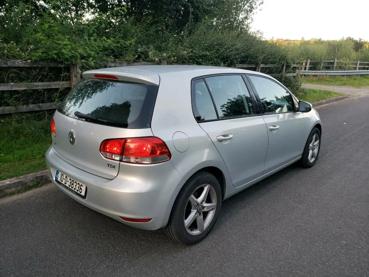 2010 Volkswagen Golf 1.6 TDI - Image 3