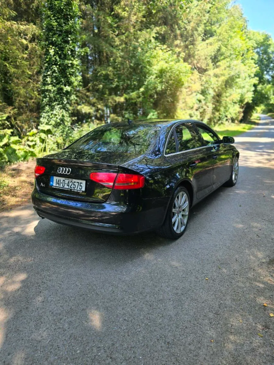 Audi A4  2014 Automatic 5750€ - Image 4