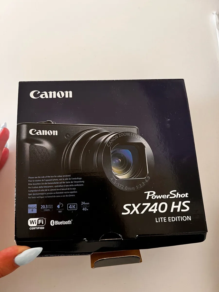 Canon PowerShot SX740 HS Lite Edition - Image 1