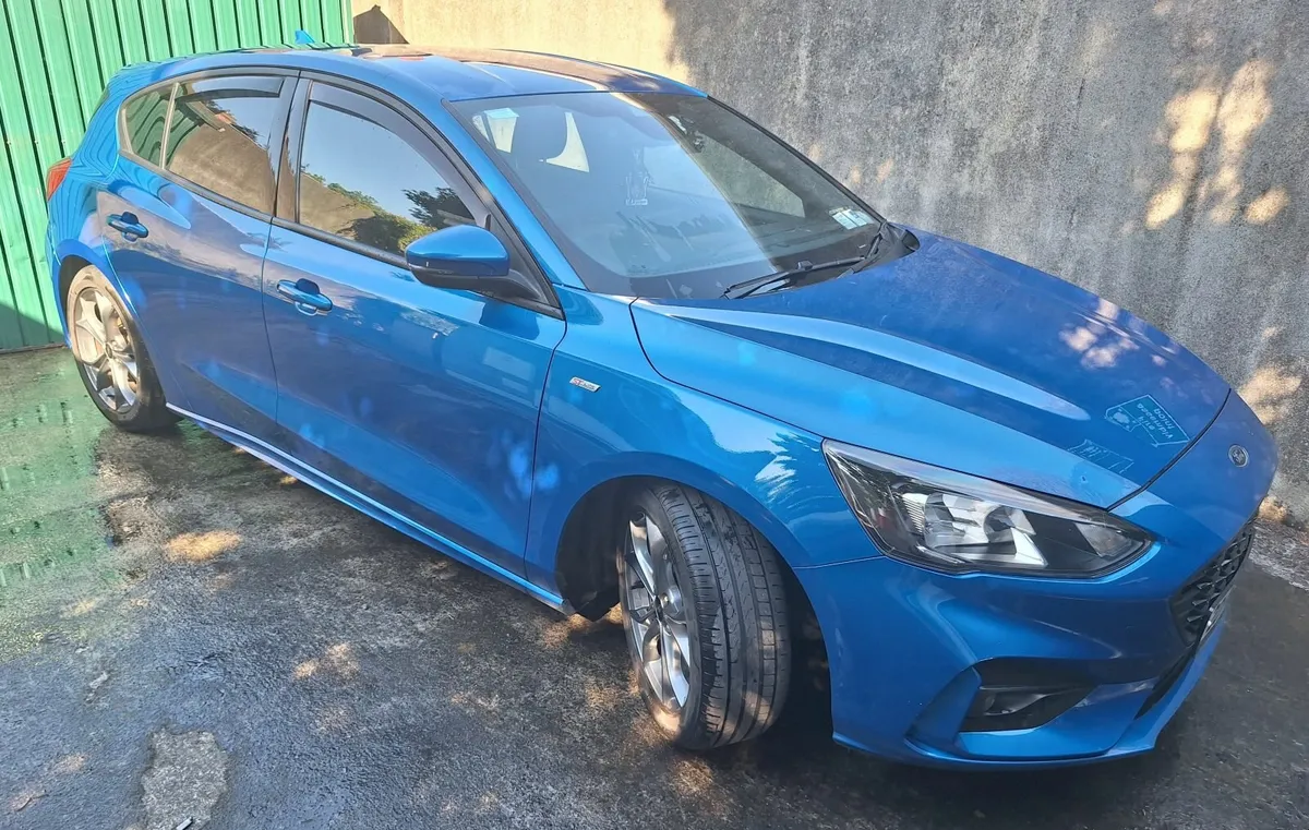 Ford Focus 2020 - Image 2