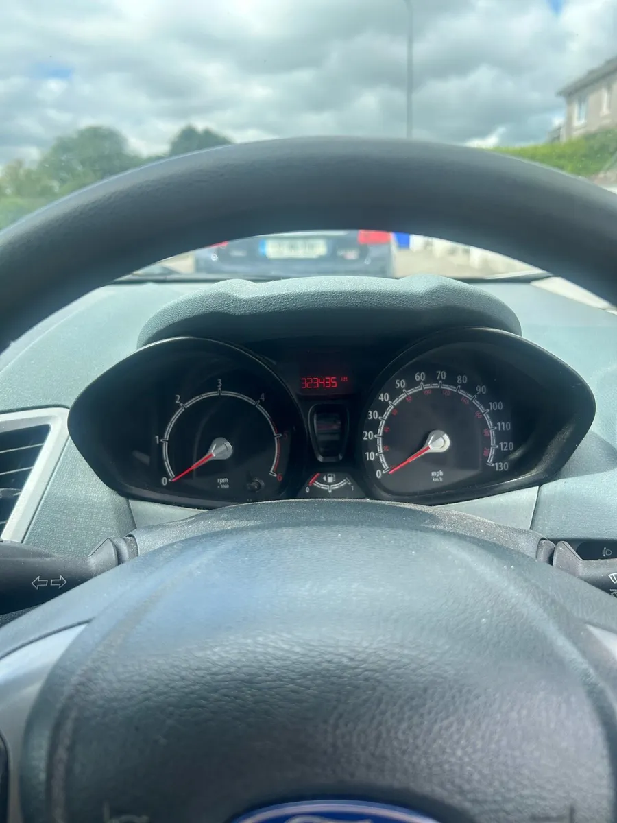 Ford Fiesta 1.4 Diesel - Image 4
