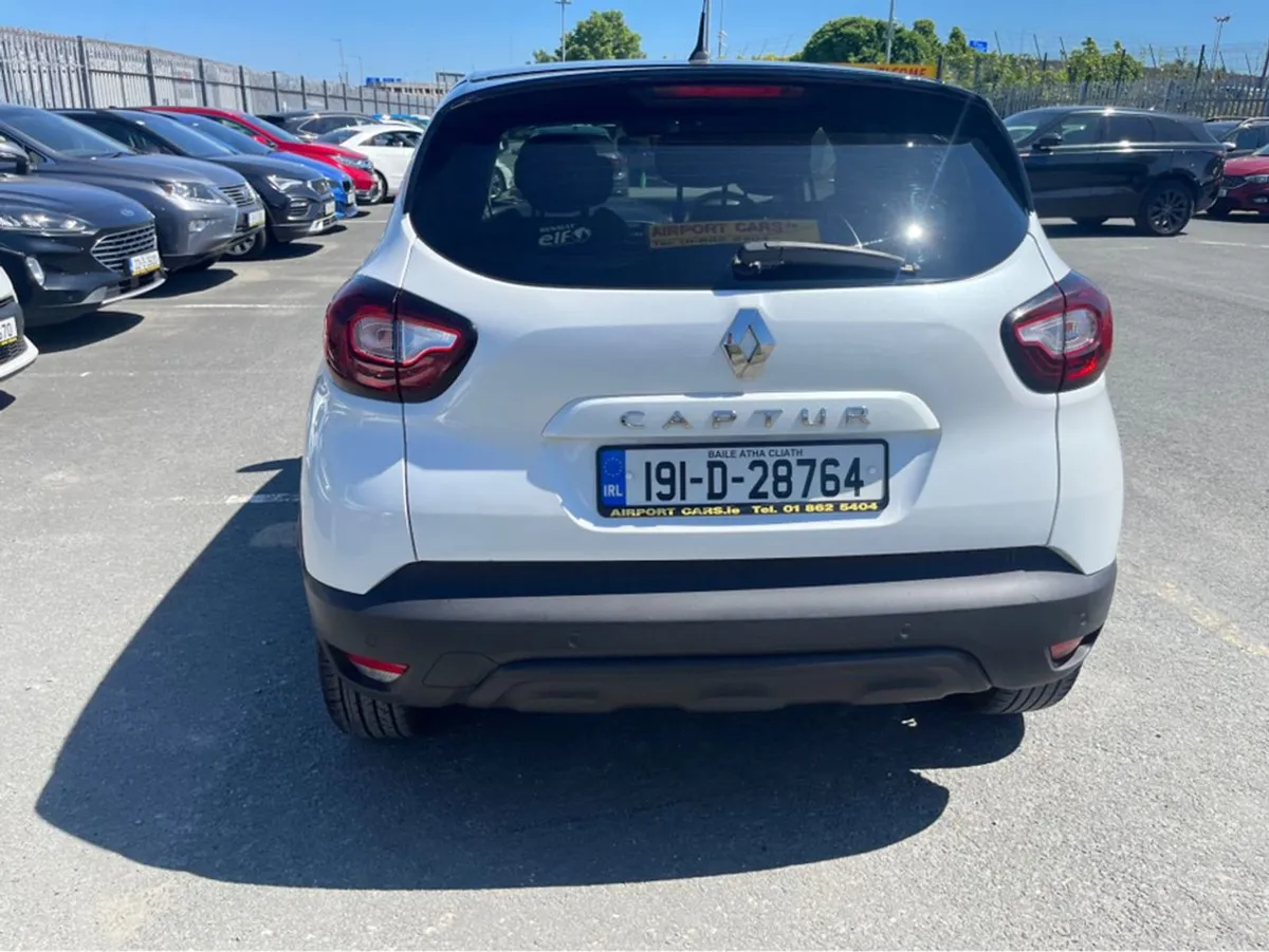 Renault Captur Iconic DCI 90 EDC My18 5DR Auto - Image 4