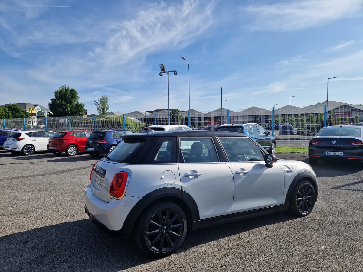 Mini Cooper 2016 - Image 4