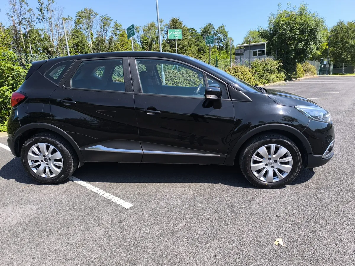 2017 RENAULT CAPTUR LIFE 1.5 DCI LOW TAX - Image 2