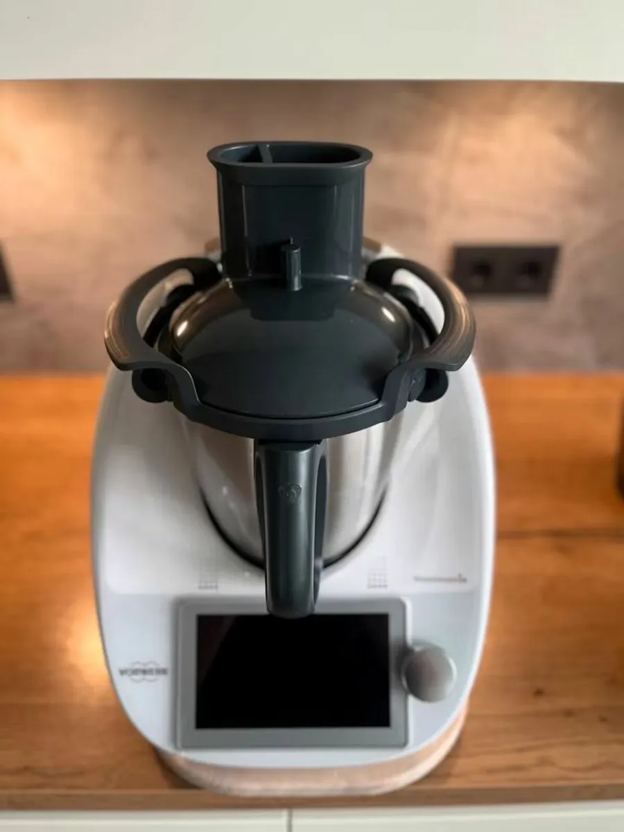 Thermomix TM6 with Loads and warranty - Image 4