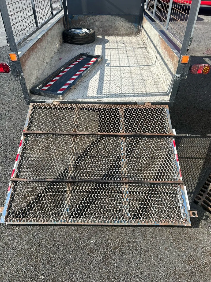 8”2 x4”2 ft Bradley braked double axle - Image 3