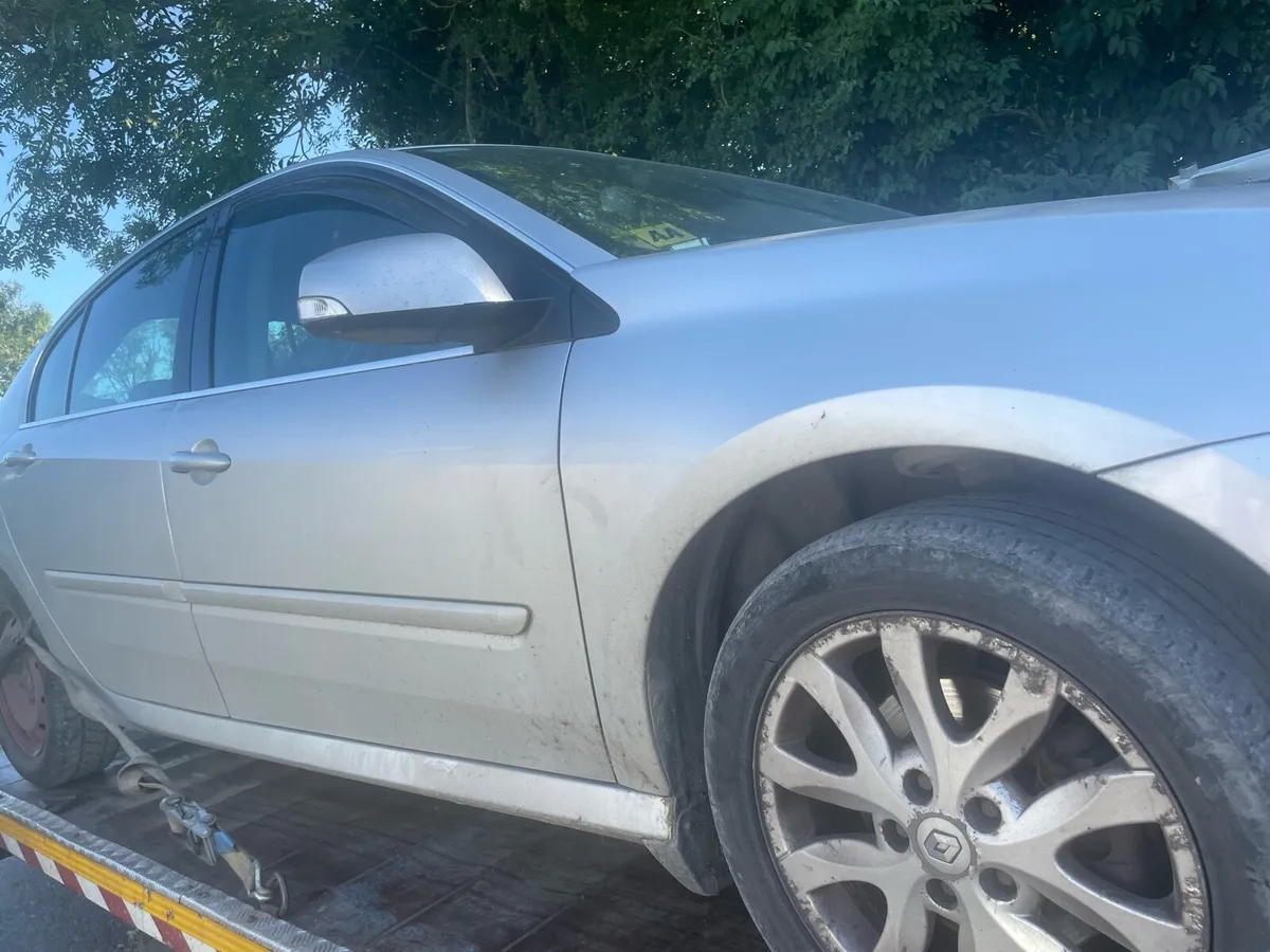 Renault laguna 2009 - Image 2