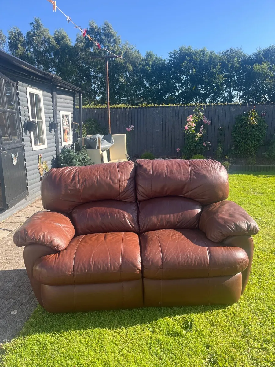 Brown leather sofa - Image 2