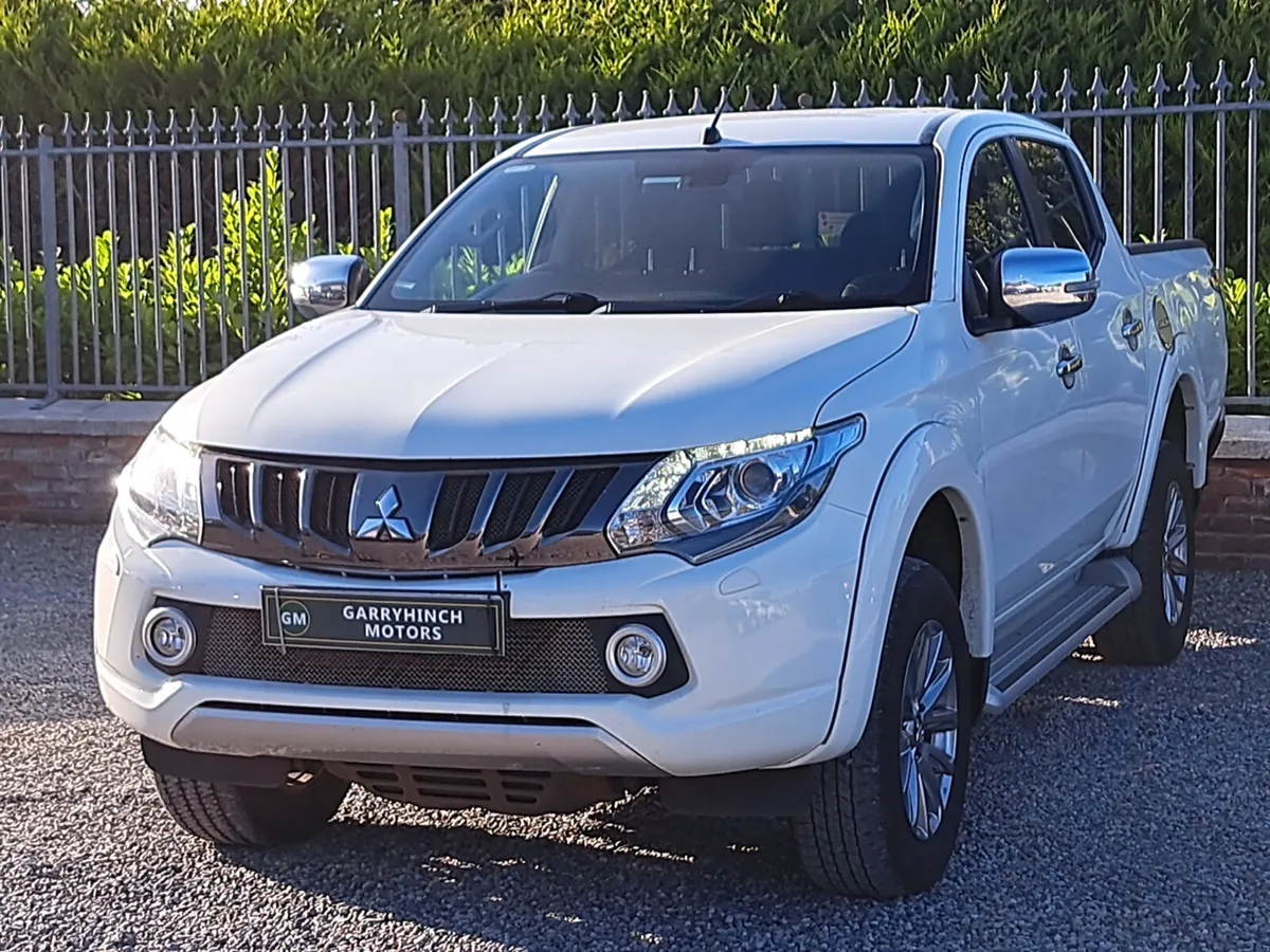 Mitsubishi L200 Barbarian Model 2.4 Diesel manual - Image 1