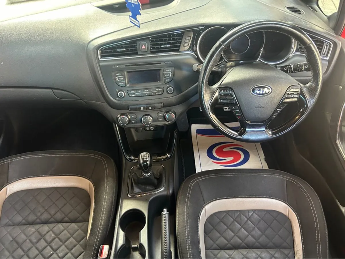 Kia Ceed Cee d GT Line 5DR - Image 2