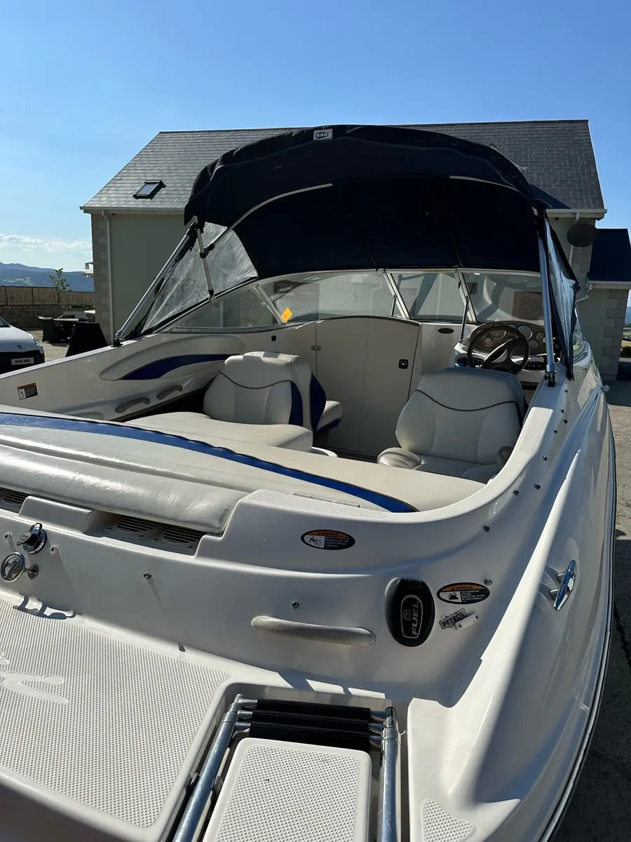 2004 Bayliner 602 4.3 V6 - Image 4