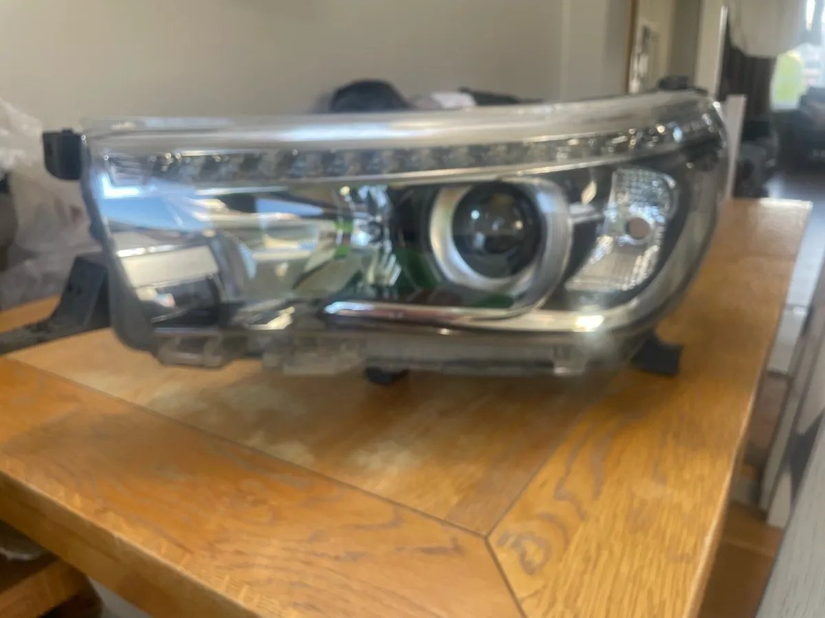Toyota hilux parts - Image 4