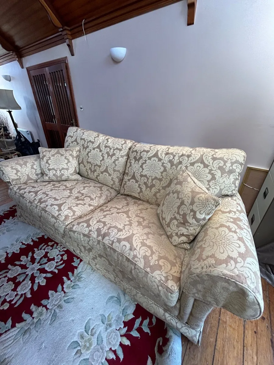 Sofa - Image 4