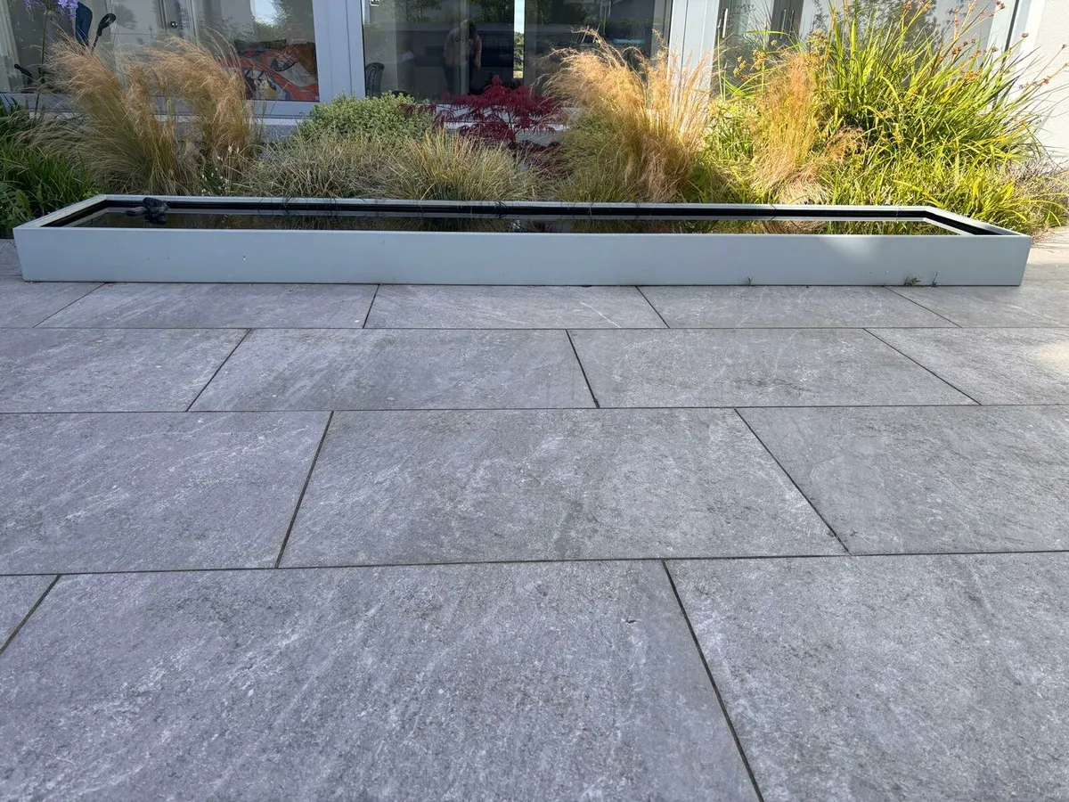 Modern Aluminum Water Feature - Image 2