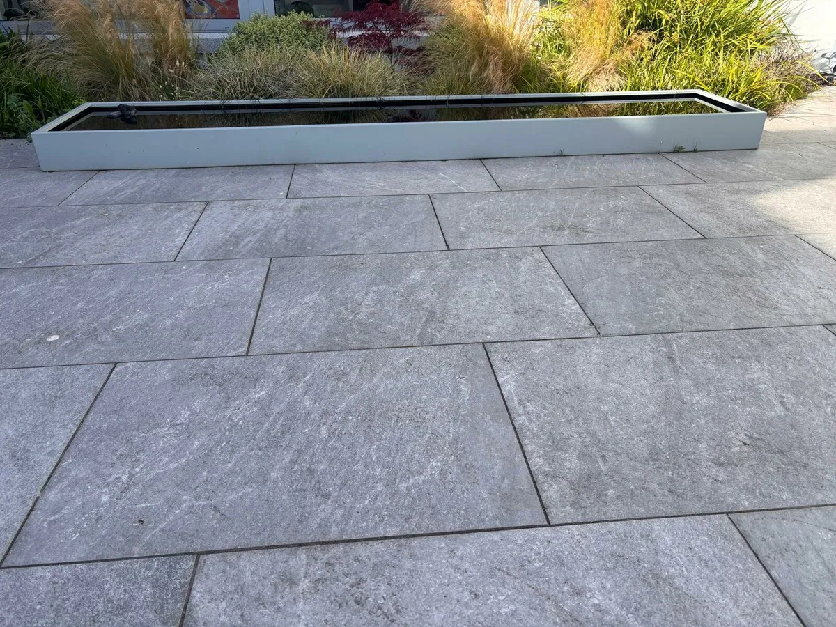 Modern Aluminum Water Feature - Image 3
