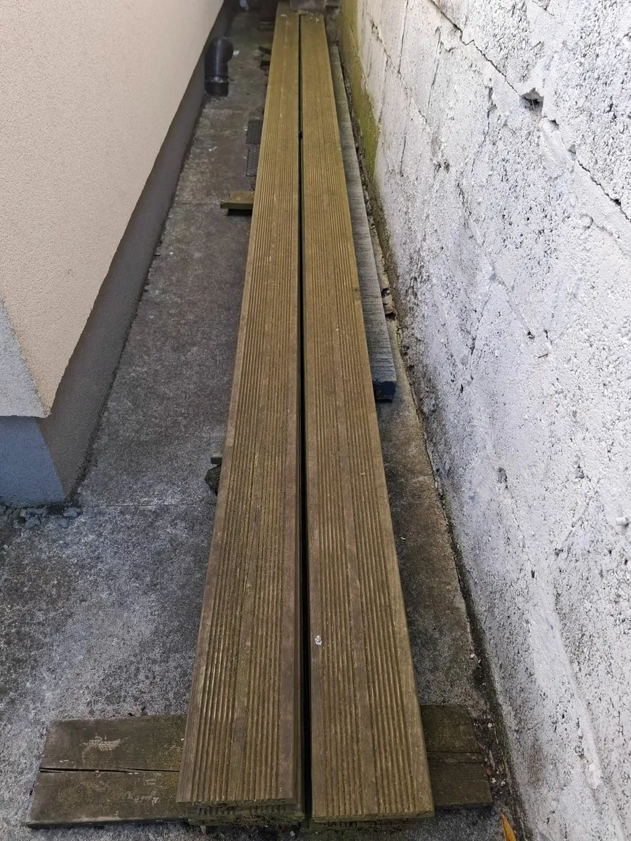 12 x Decking boards 5.1m - Image 1