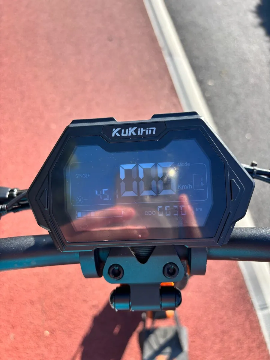 Kugo g2 pro (practically brand new) - Image 4
