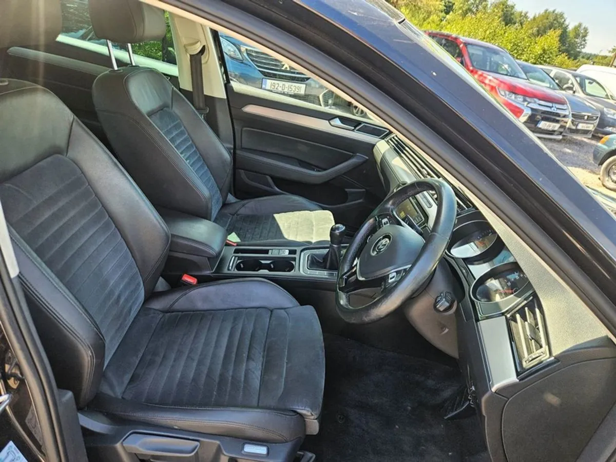 Volkswagen Passat HL 1.6tdi M6F 120HP 4DR - Image 4