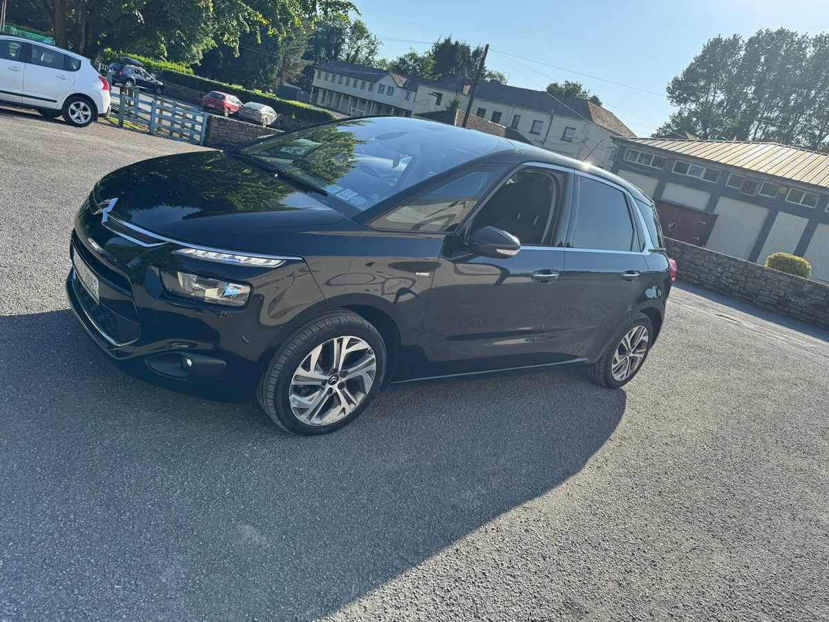 car - Image 2