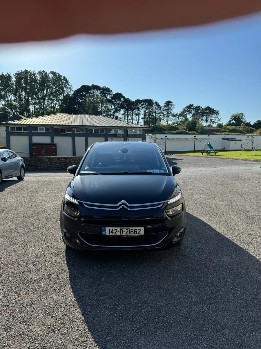 car - Image 3