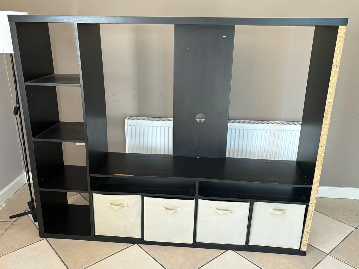 Tv unit