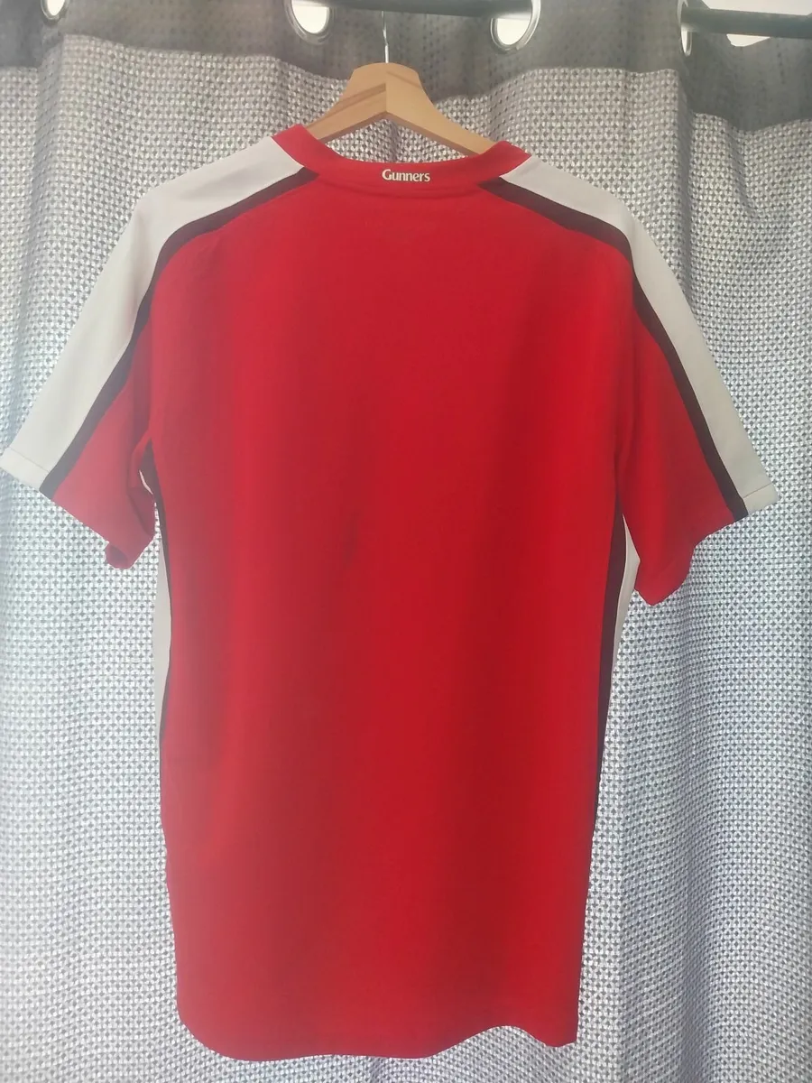 Football shirts - Image 4