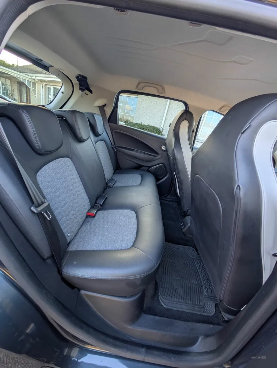 Top Spec: Zoe ZE50 R135 GT-Line - Image 3