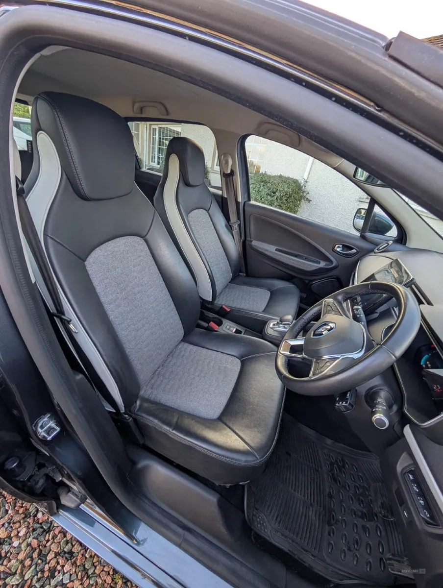 Top Spec: Zoe ZE50 R135 GT-Line - Image 4
