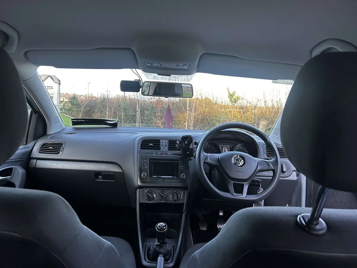 Volkswagen Polo - Image 4