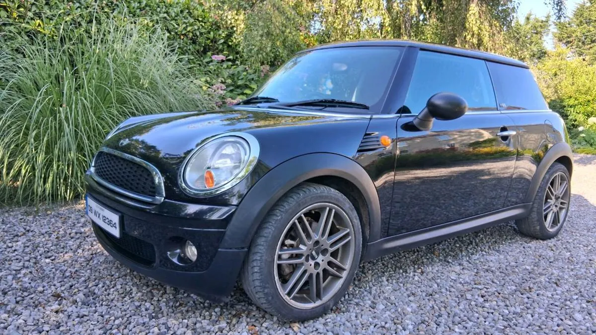 2009 1.4 Mini First - Image 1