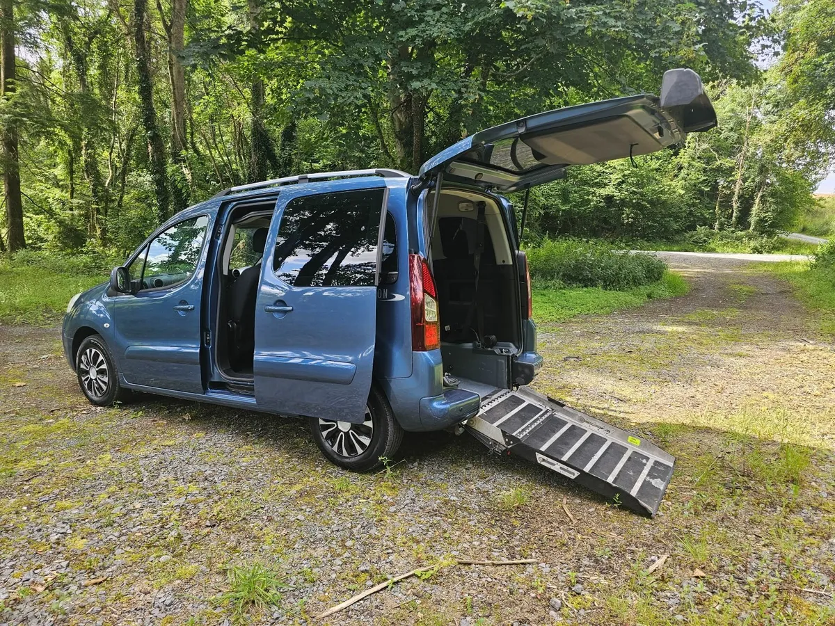 PEUGEOT PARTNER TEPEE 1.6 2014 WHEELCHAIR ACCESSIB - Image 1