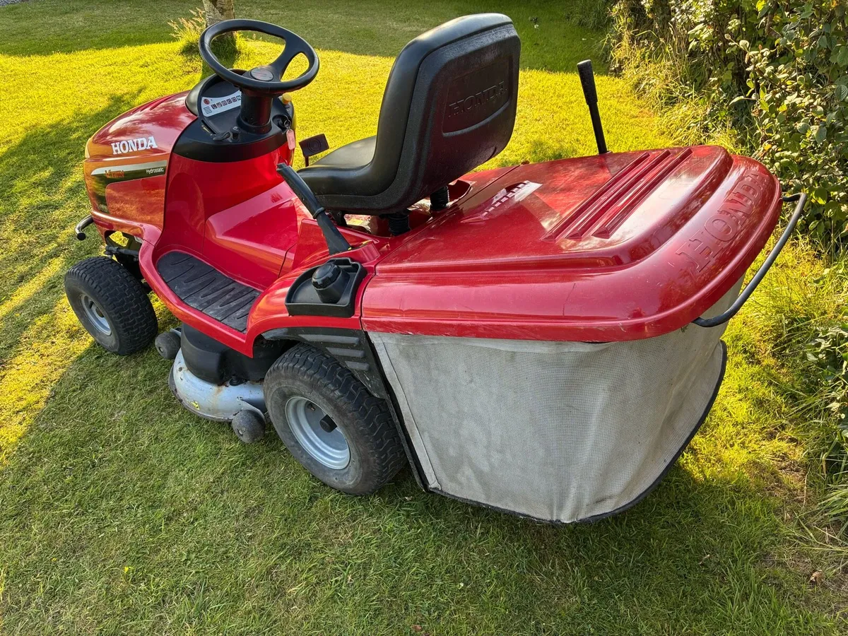 Honda 2417 hydrostatic - Image 4