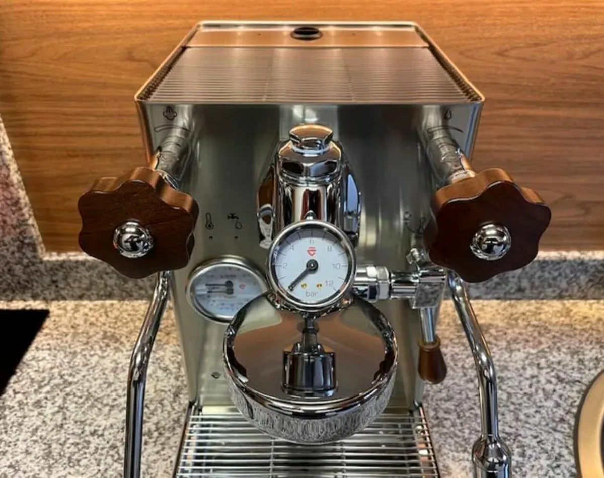 Lelit Mara X Espresso Machine with Extras Mint - Image 2