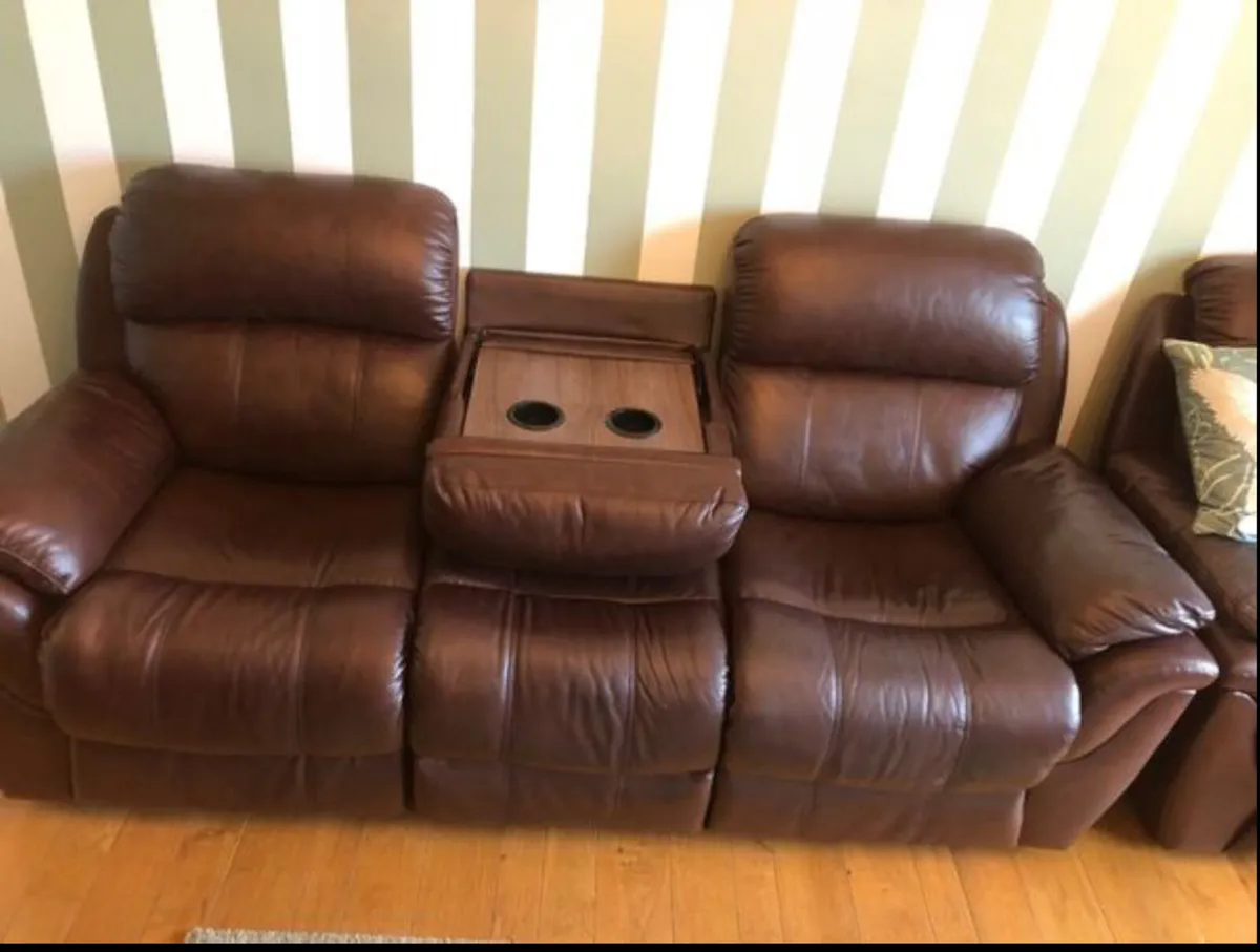 Recliner couch & armchair - Image 2